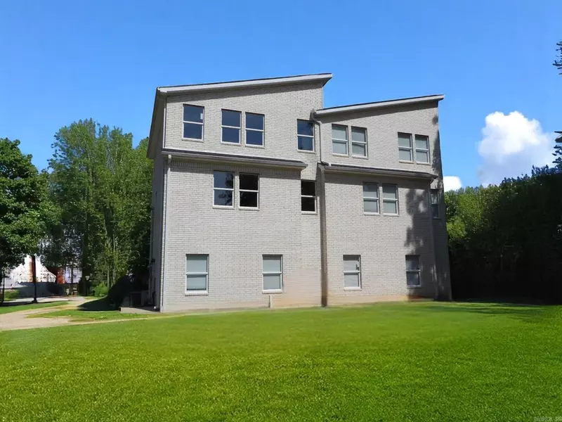 615 E Word Street1, Jonesboro, AR 72401