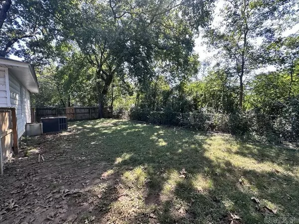North Little Rock, AR 72218,308 W 50 Street