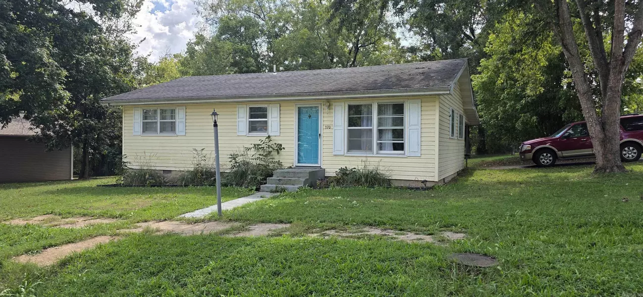 370 Bethel Avenue, Mammoth Spring, AR 72554