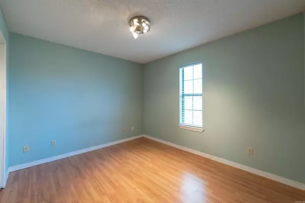 Conway, AR 72034-9677,81 Happy Valley Drive