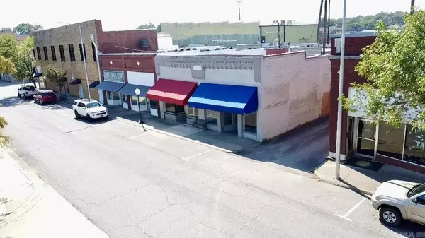 Clarksville, AR 72830,113 N Fulton Street