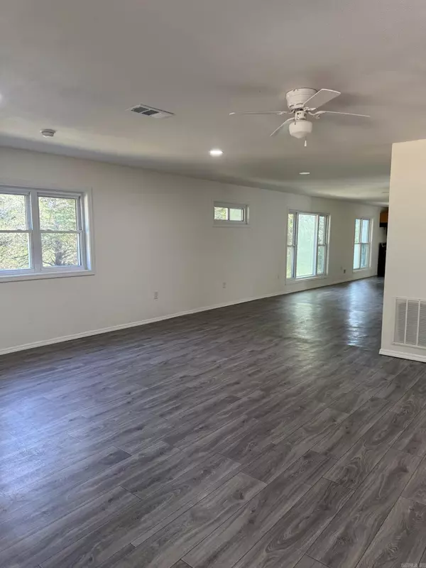 Clarksville, AR 72830,546 County Road 3361