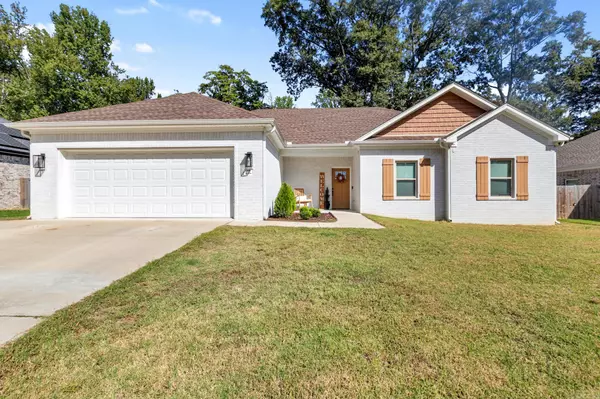 12 Raspberry Lane, Cabot, AR 72023