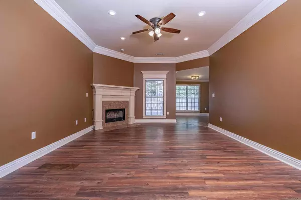 North Little Rock, AR 72118,9816 Merlot Lane