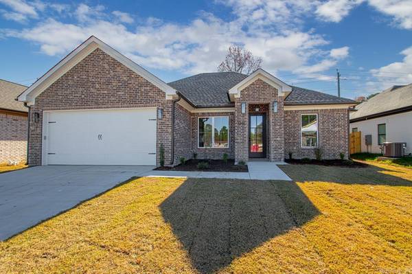 Benton, AR 72019,3881 Spencer Crossing Drive