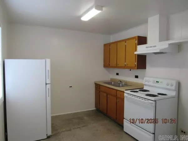 Conway, AR 72034,1313 McNutt Road, #28