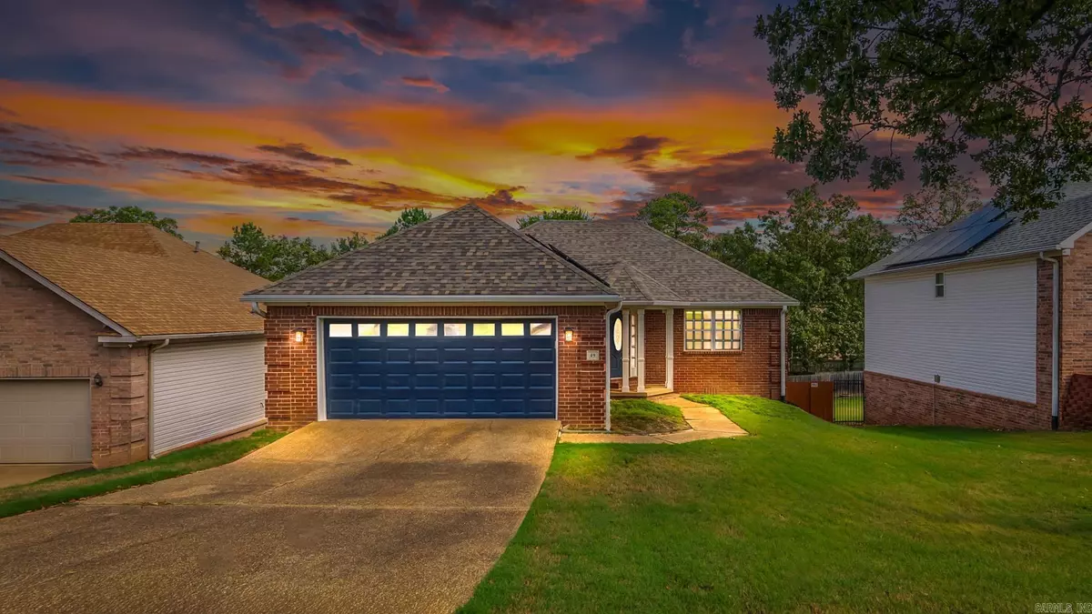 Maumelle, AR 72113,49 Emerald Drive