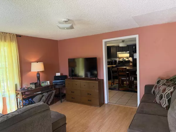 Heber Springs, AR 72543,406 W Clinton Street