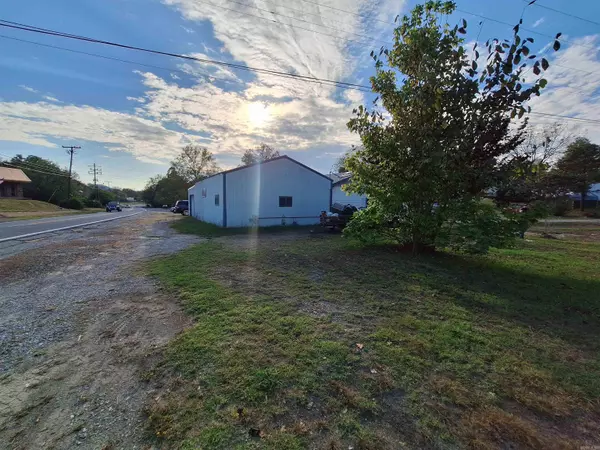 Calico Rock, AR 72519,Address not disclosed