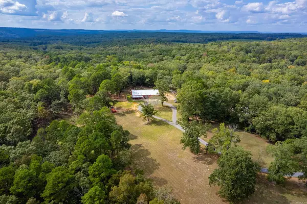 Bigelow, AR 72016,9 Smith Lane