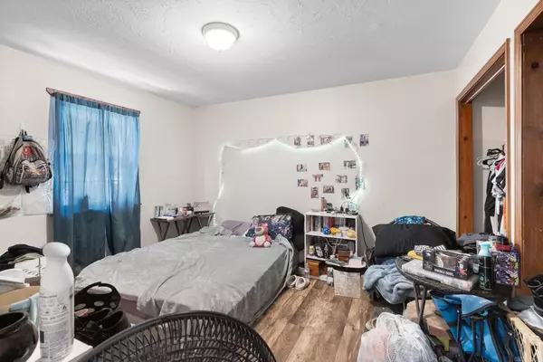 Yellville, AR 72687,Address not disclosed