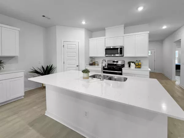 Maumelle, AR 72113,503 Cain Trail