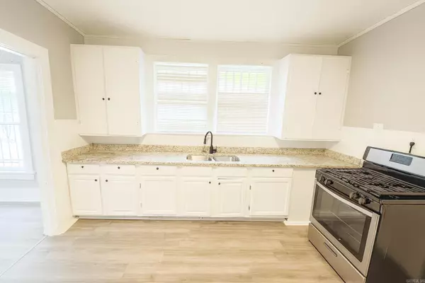 North Little Rock, AR 72114,1320 W 24th Street