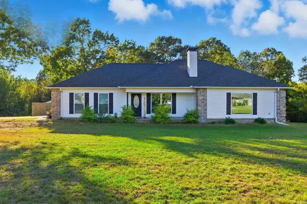 9135 Mars Hill Road,  Bauxite,  AR 72011