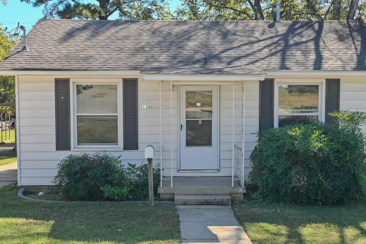 North Little Rock, AR 72118,1200 W 49TH Street