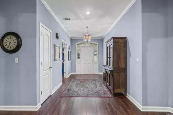 Searcy, AR 72143,100 Deerwood Drive