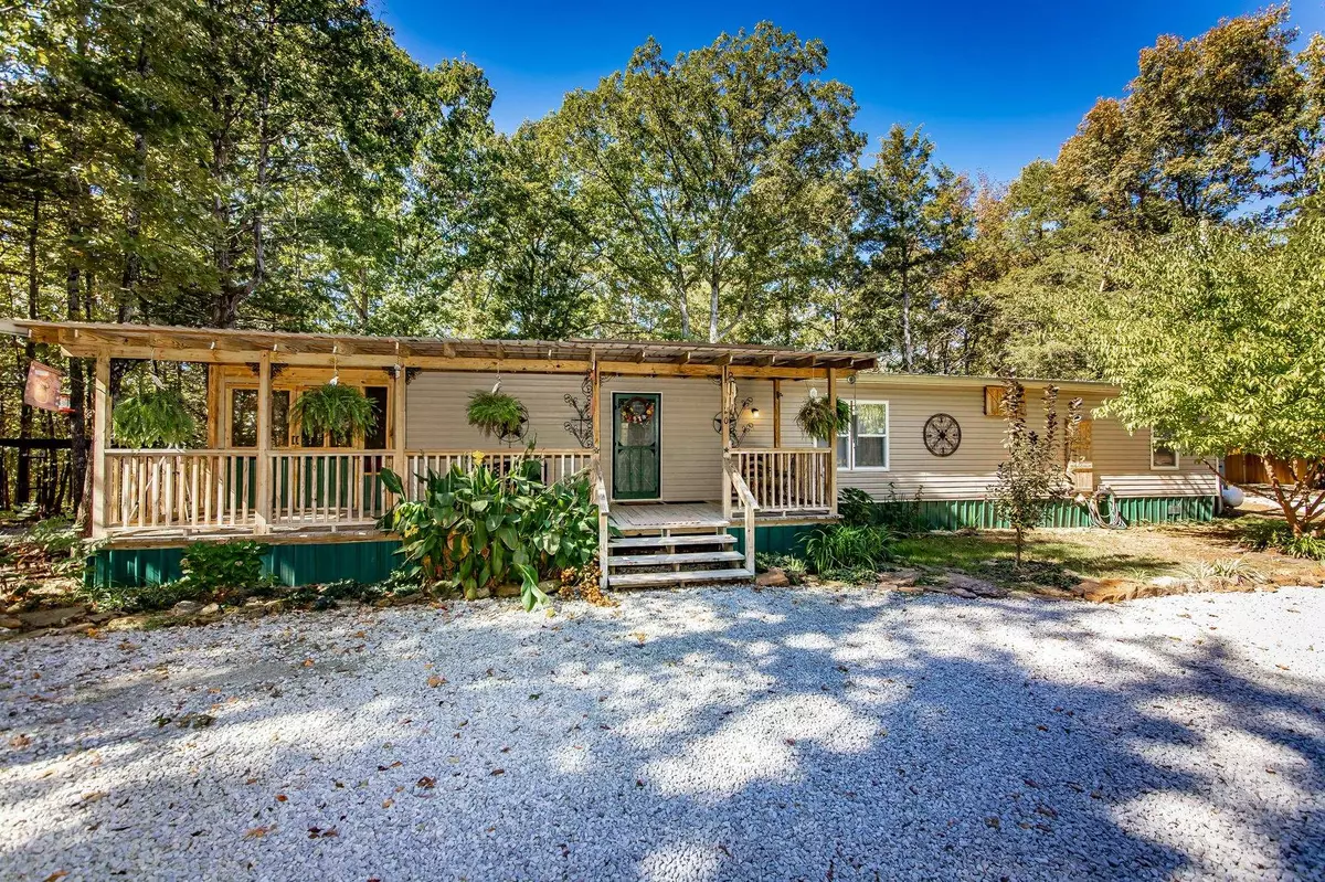 Greers Ferry, AR 72067,120 Branch Lane