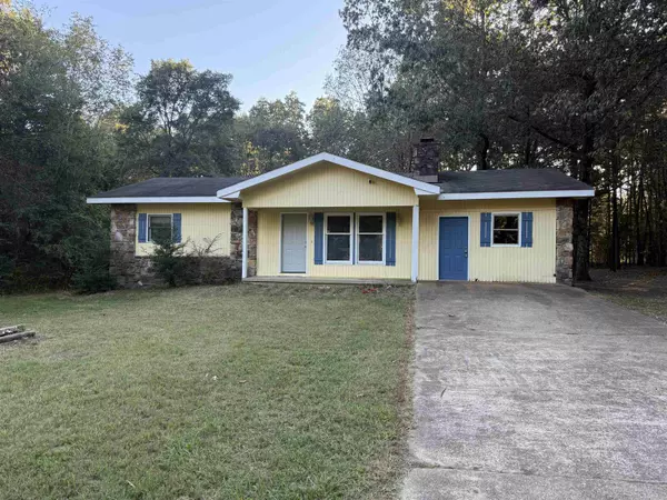 156 Pottawattamie Drive, Cherokee Village, AR 72529