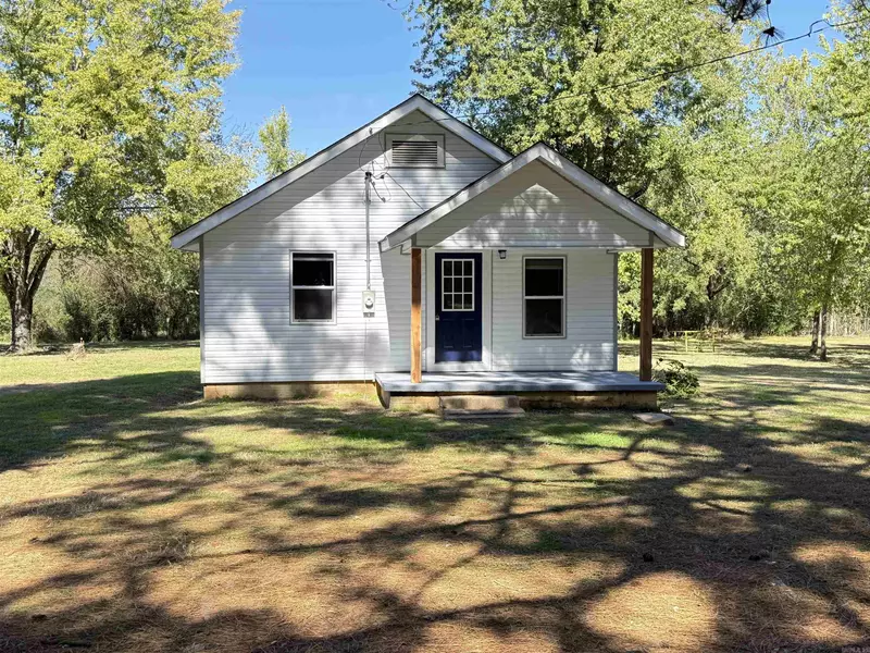 1636 Riverpoint Road, Clarksville, AR 72830