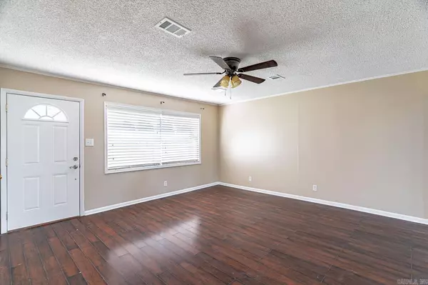 Black Oak, AR 72414,108 Coleman