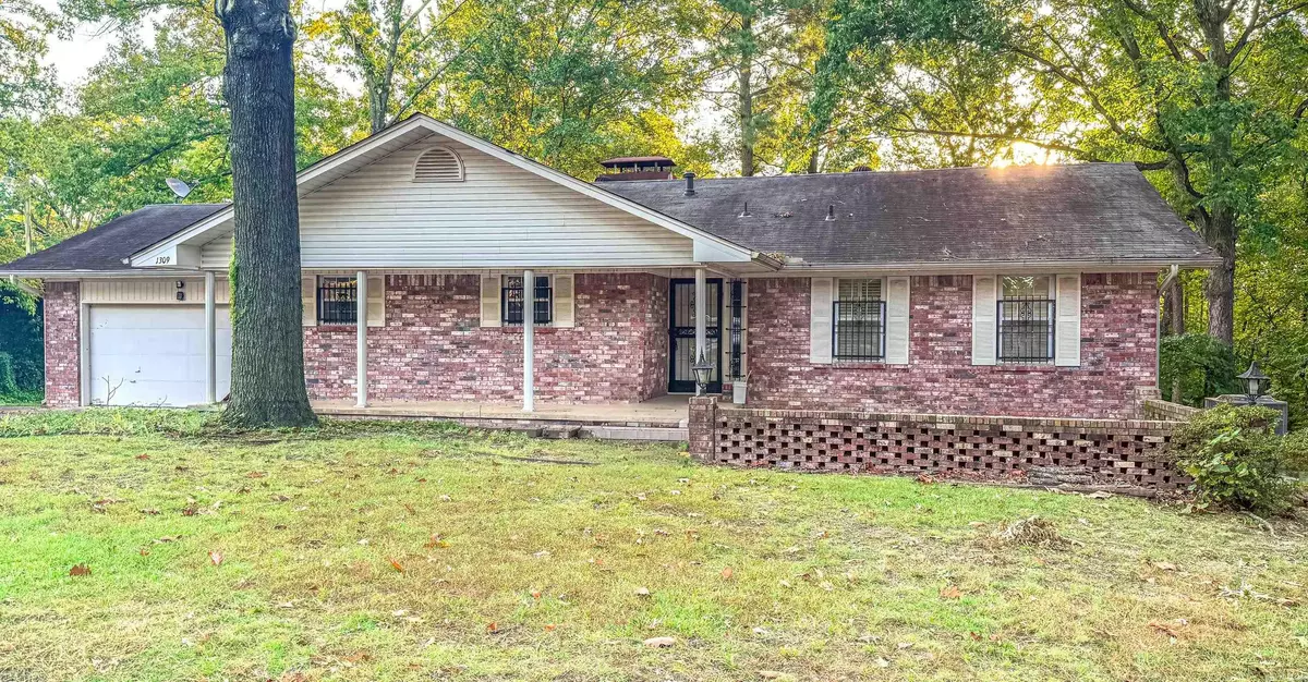 Benton, AR 72015,1309 Crest Circle