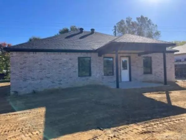 Beebe, AR 72012,202 S Apple Street