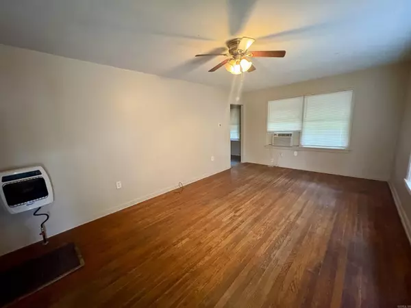 North Little Rock, AR 72117,4808 Alpha St