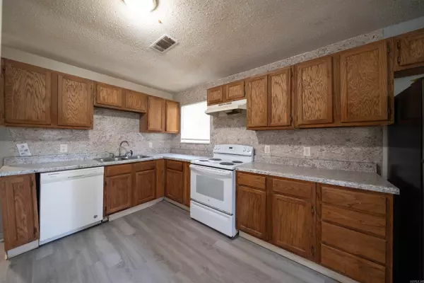 North Little Rock, AR 72117,908 Greenlea Drive