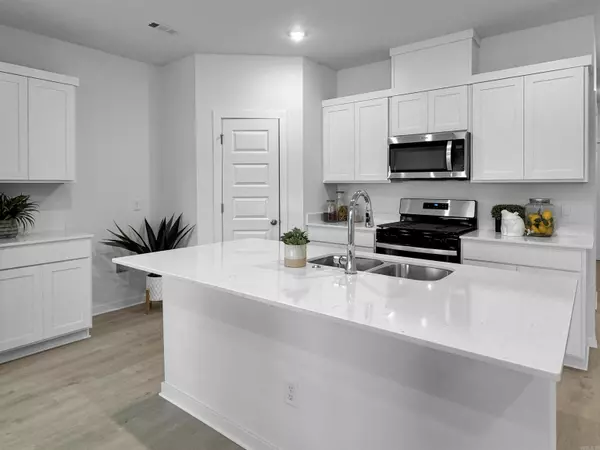 Maumelle, AR 72113,319 Cain Trail