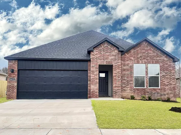 308 Lainey Drive, Maumelle, AR 72113