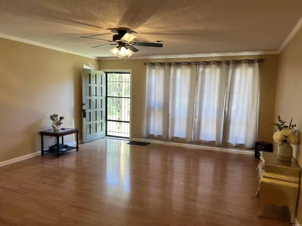 Jacksonville, AR 72076,604 N James Street