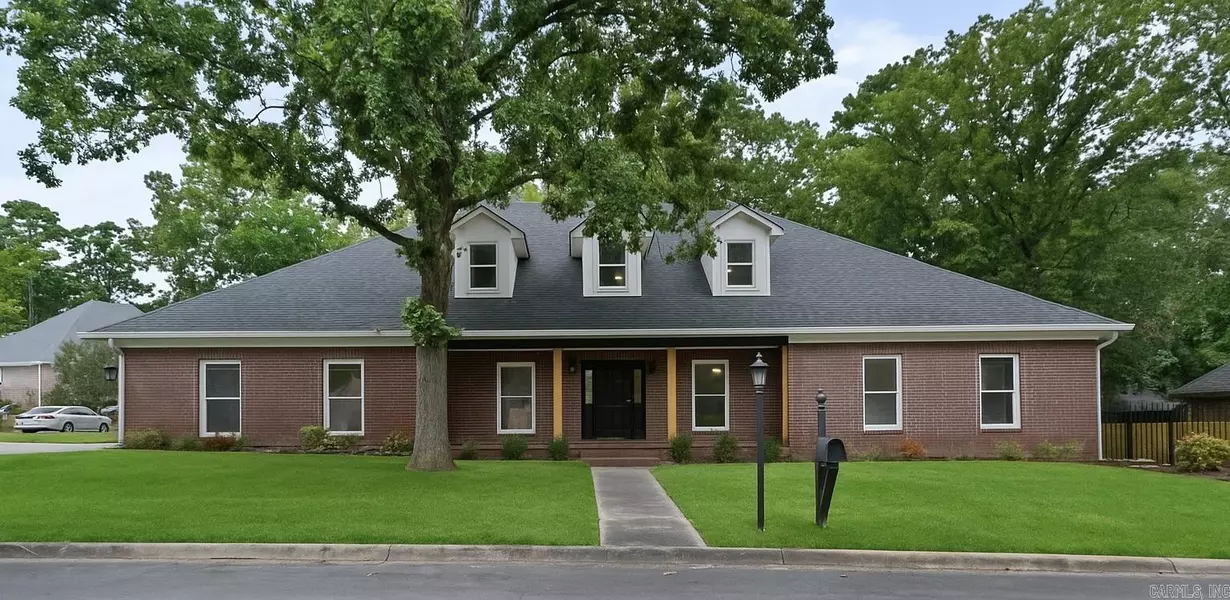 14 Aberdeen Dr, Little Rock, AR 72223-0000