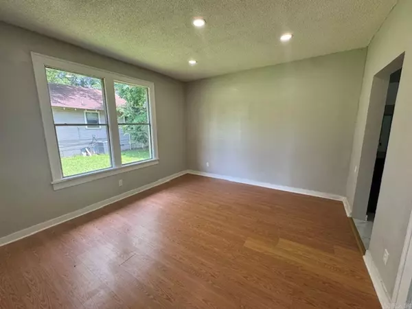 Little Rock, AR 72204,3321 Anna Street