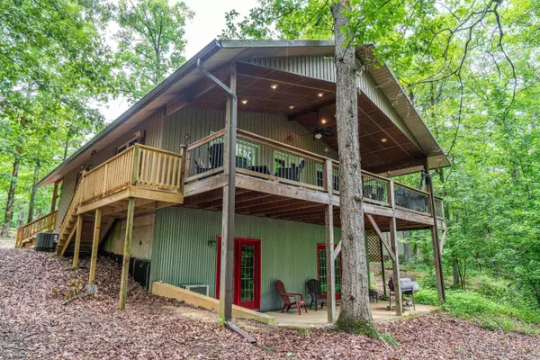 Mount Ida, AR 71957,61 Muscadine Lane