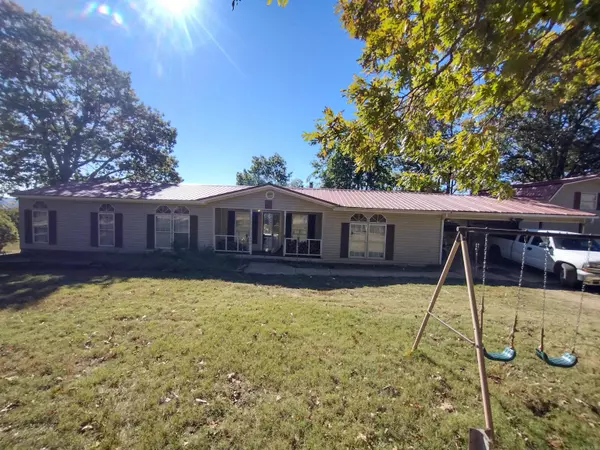 Mountain View, AR 72560,457 Haywood LN