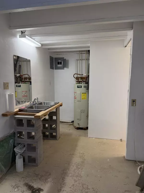 Clarksville, AR 72830,299 County Road 3587 Road