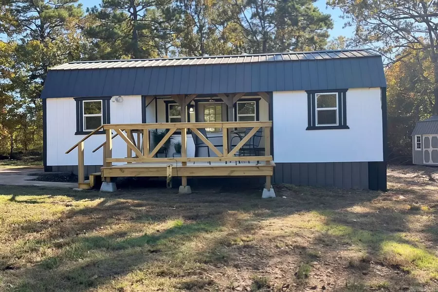 35 White Oak Lane, Pleasant Plains, AR 72568