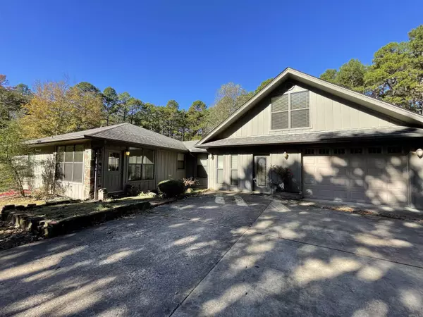 106 Danial Drive, Fairfield Bay, AR 72044