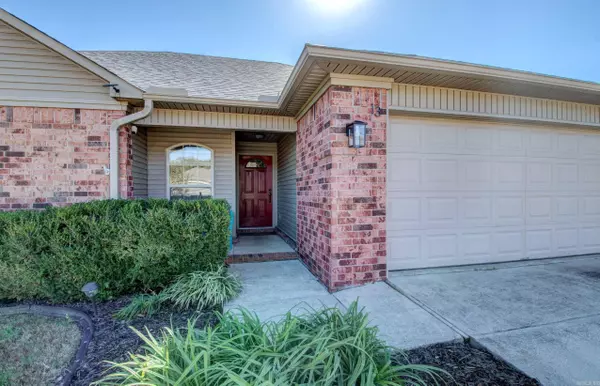 Ward, AR 72176,13 Kasi Cove