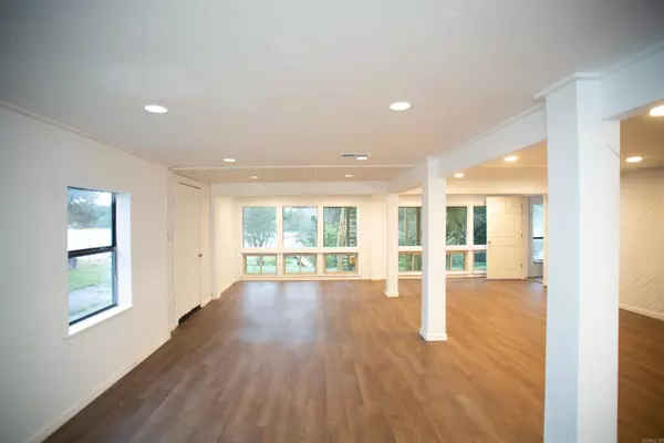 Scott, AR 72142,13118 Old River Drive