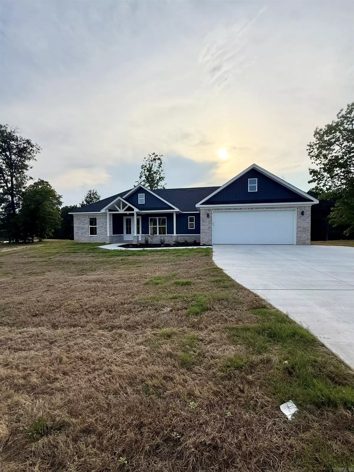 Bauxite, AR 72011,4096 Creek Top
