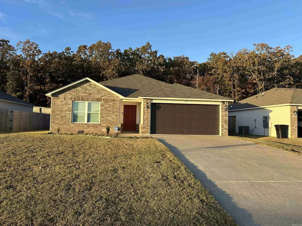 Conway, AR 72032,35 Barn Cat Way