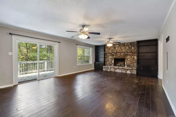 Conway, AR 72032,20 Caddo Drive