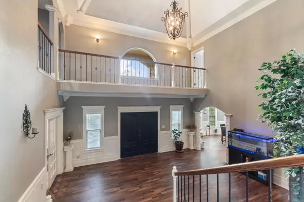 Bauxite, AR 72011,1045 Scarlett Lane