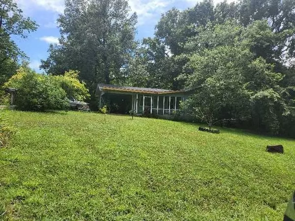 32 Shawnee Drive, Cherokee Village, AR 72529