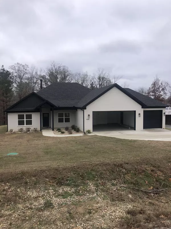 9041 Creek View, Bauxite, AR 72011