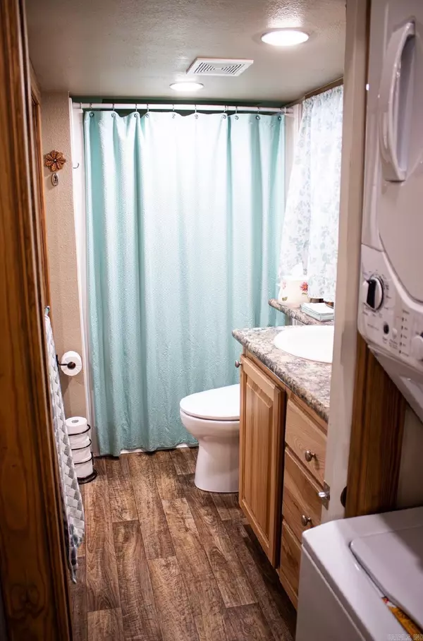 Rogers, AR 72756,812 E Linden Street