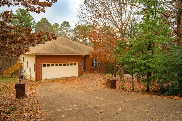 Hot Springs Village, AR 71909,7 Resplandor Court