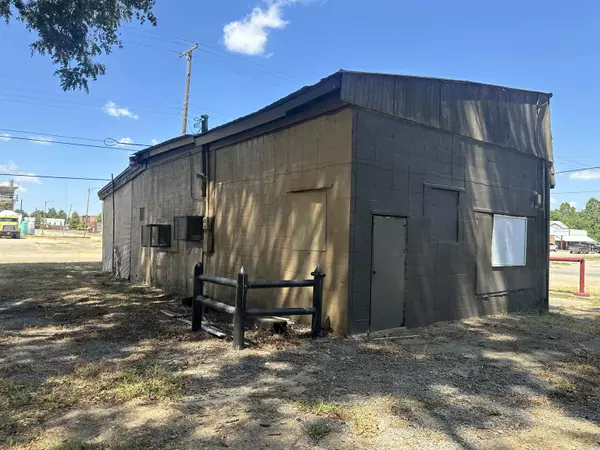 Brinkley, AR 72021,20 E Cypress