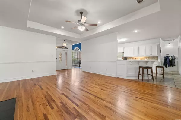 Maumelle, AR 72113,108 Bouriese Circle